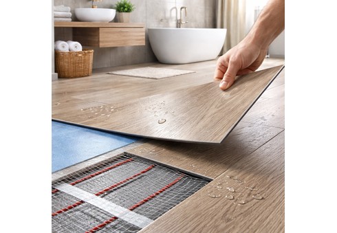 Pannelli vinilici per il bagno: resistenza all’acqua, riscaldamento a pavimento e gli errori di montaggio più comuni